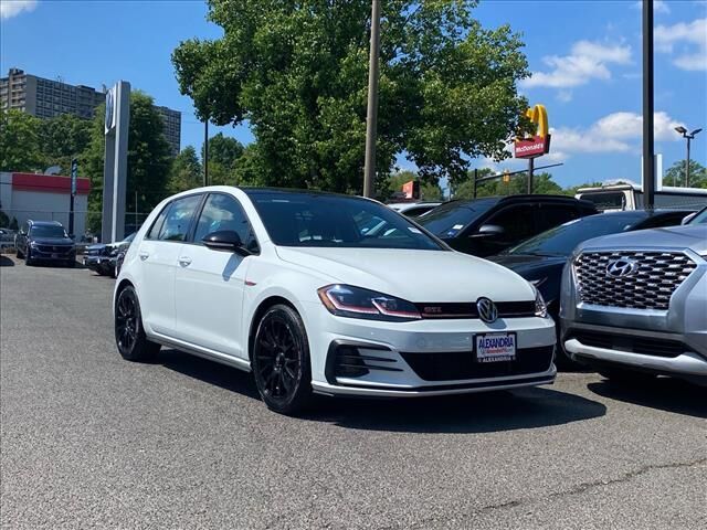 2021 VOLKSWAGEN Golf GTI