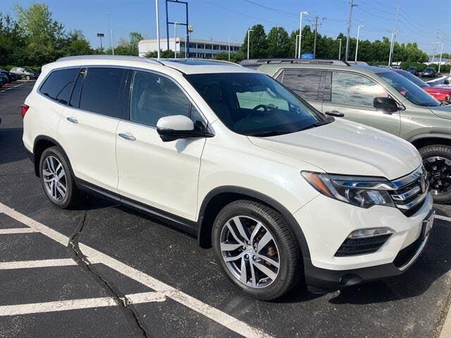 2016 HONDA Pilot