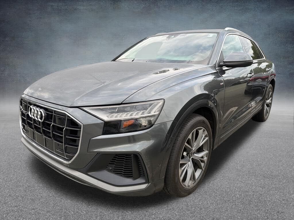 2021 AUDI Q8