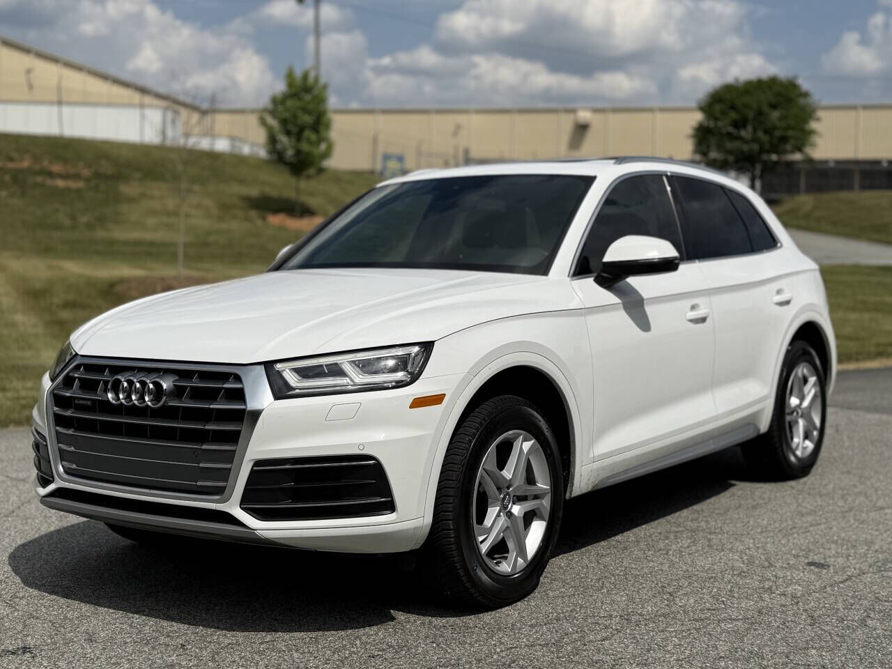 2018 AUDI Q5