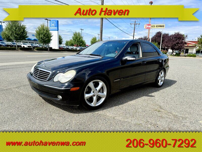 2004 MERCEDES-BENZ C-Class