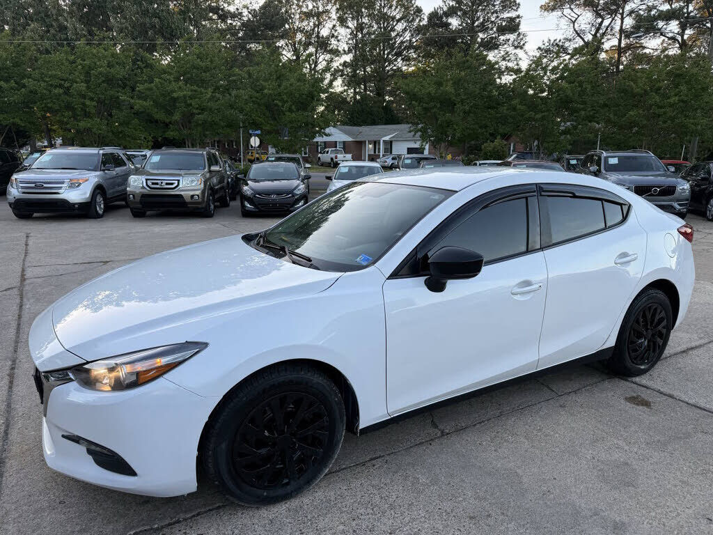 2017 MAZDA Mazda3