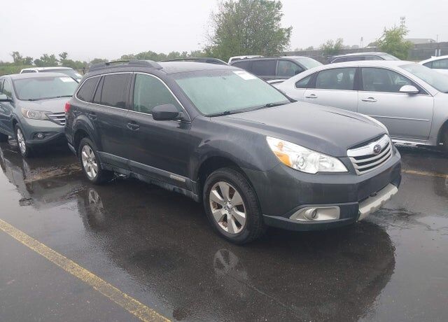 2012 SUBARU Outback