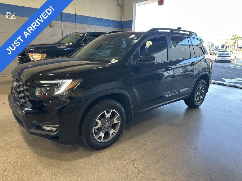 2023 HONDA Passport