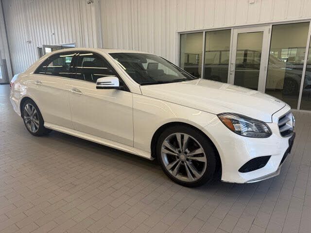 2016 MERCEDES-BENZ E-Class