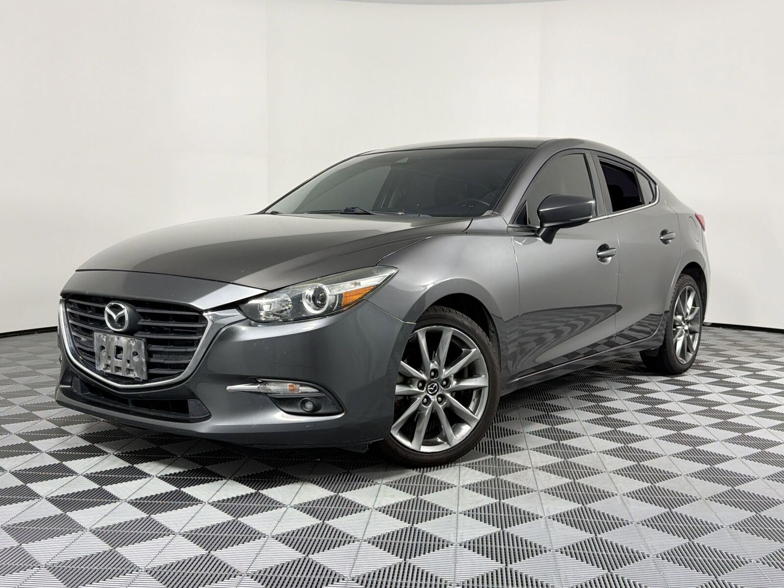 2018 MAZDA Mazda3