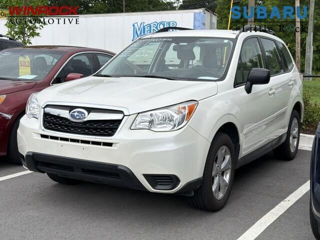 2016 SUBARU Forester