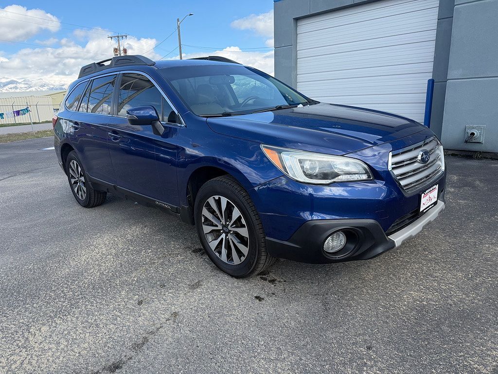 2015 SUBARU Outback