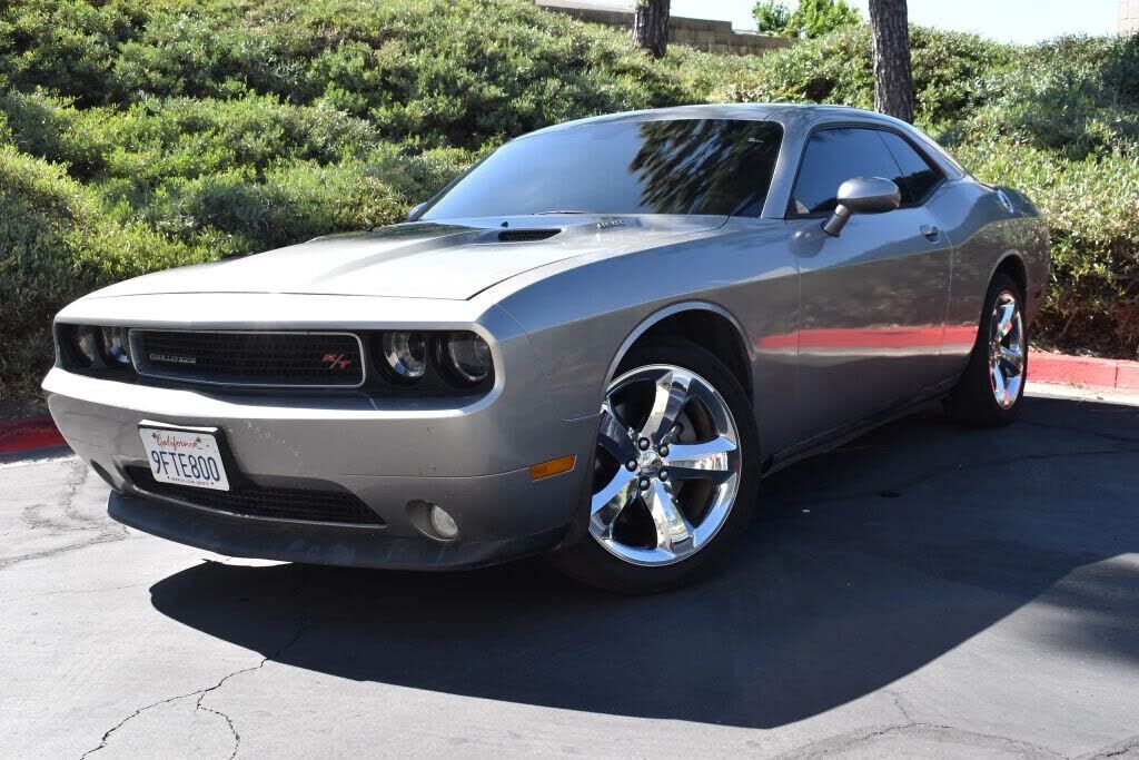 2011 DODGE Challenger
