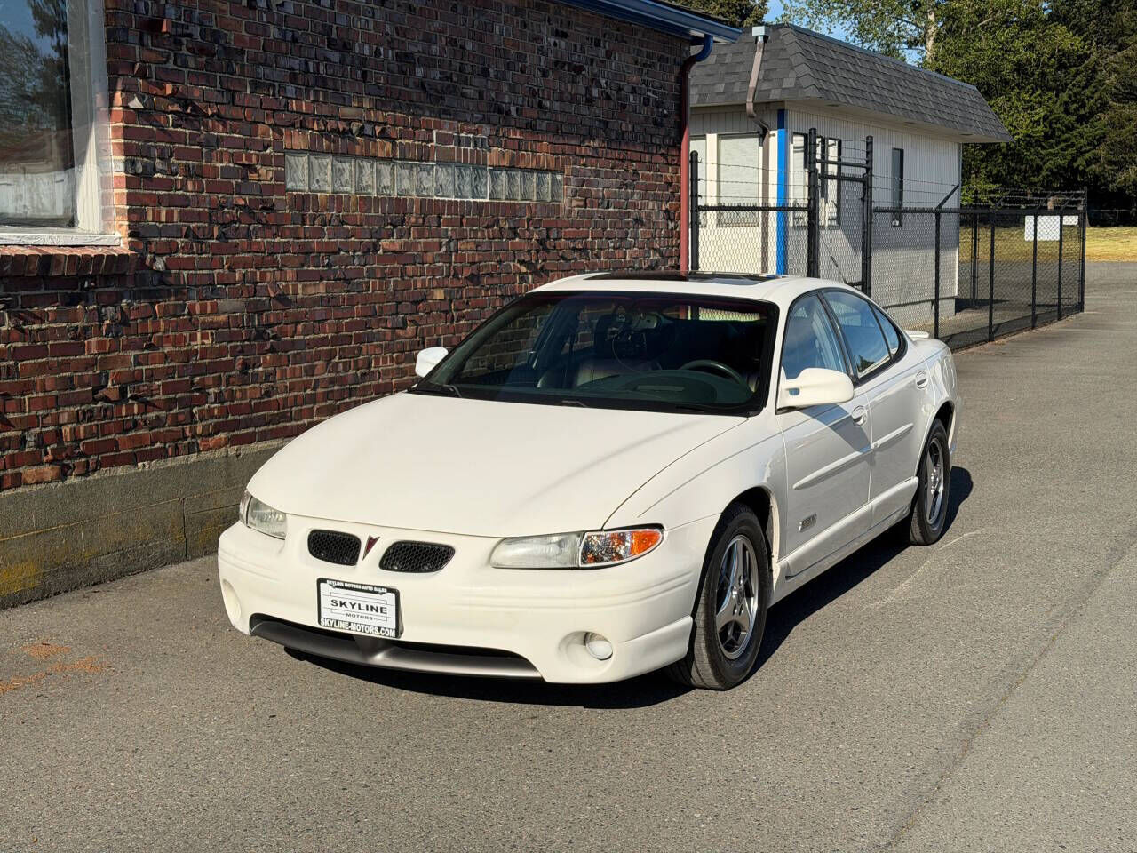 2002 PONTIAC Grand Prix