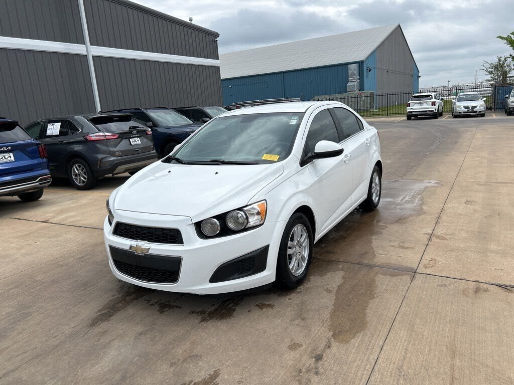 2012 CHEVROLET Sonic