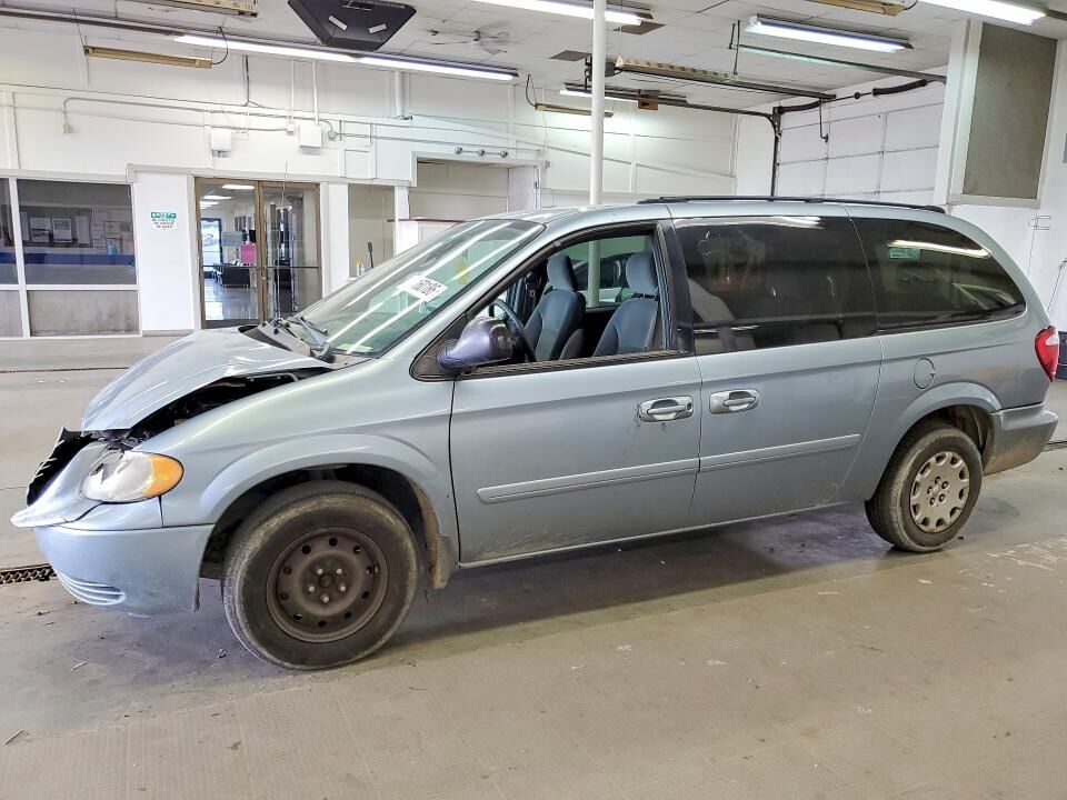 2004 CHRYSLER Town and Country