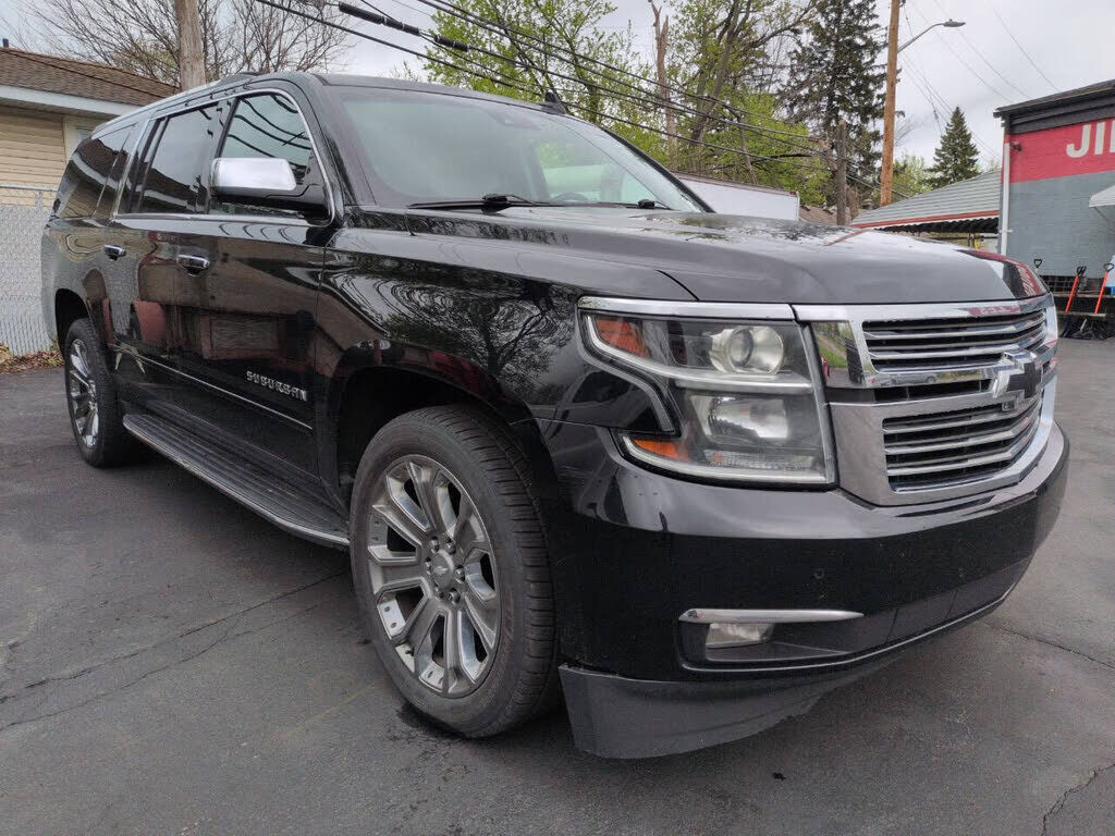 2017 CHEVROLET Suburban