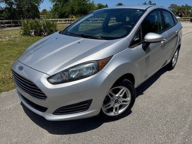 2017 FORD Fiesta