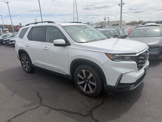 2023 HONDA Pilot