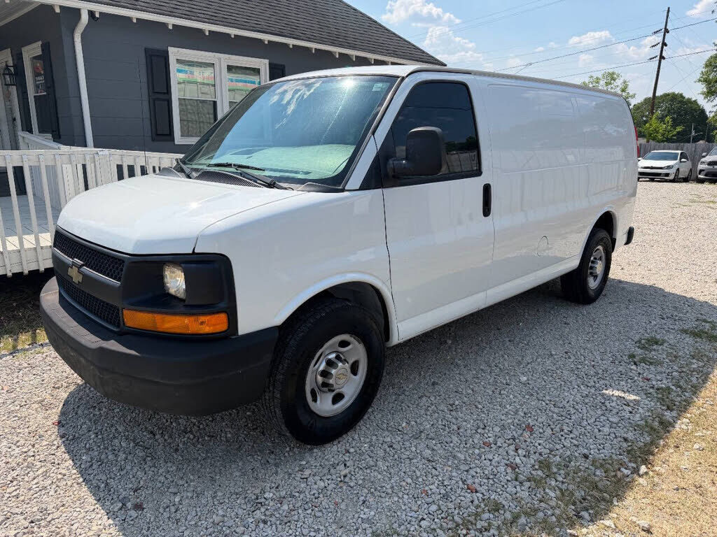 2013 CHEVROLET Express