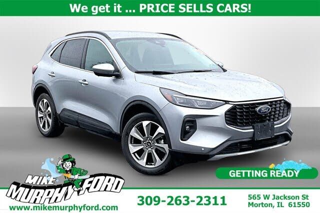 2024 FORD Escape