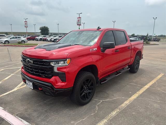2024 CHEVROLET Silverado