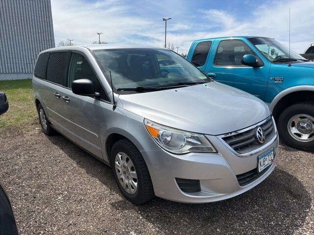 2011 VOLKSWAGEN Routan