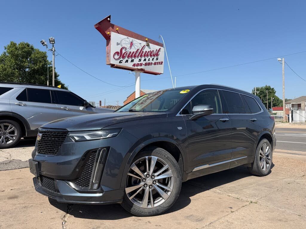 2020 CADILLAC XT6