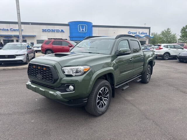 2021 TOYOTA Tacoma