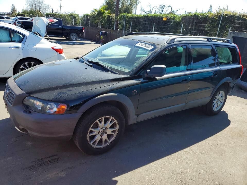 2004 VOLVO XC70