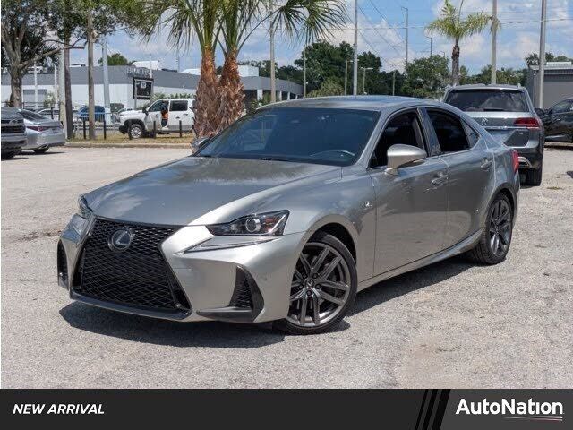 2019 LEXUS IS