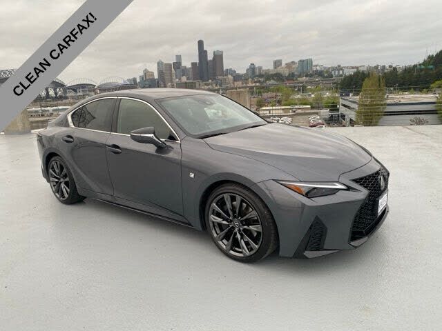2023 LEXUS IS