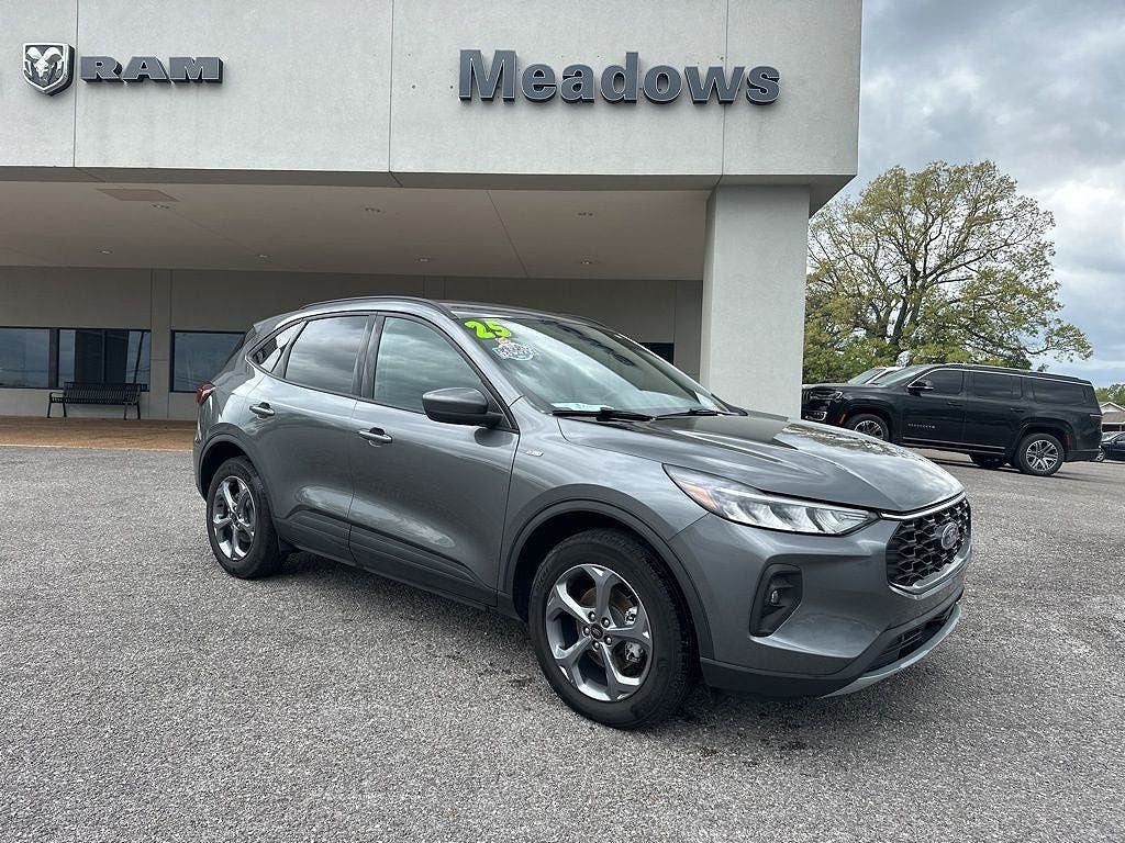 2025 FORD Escape