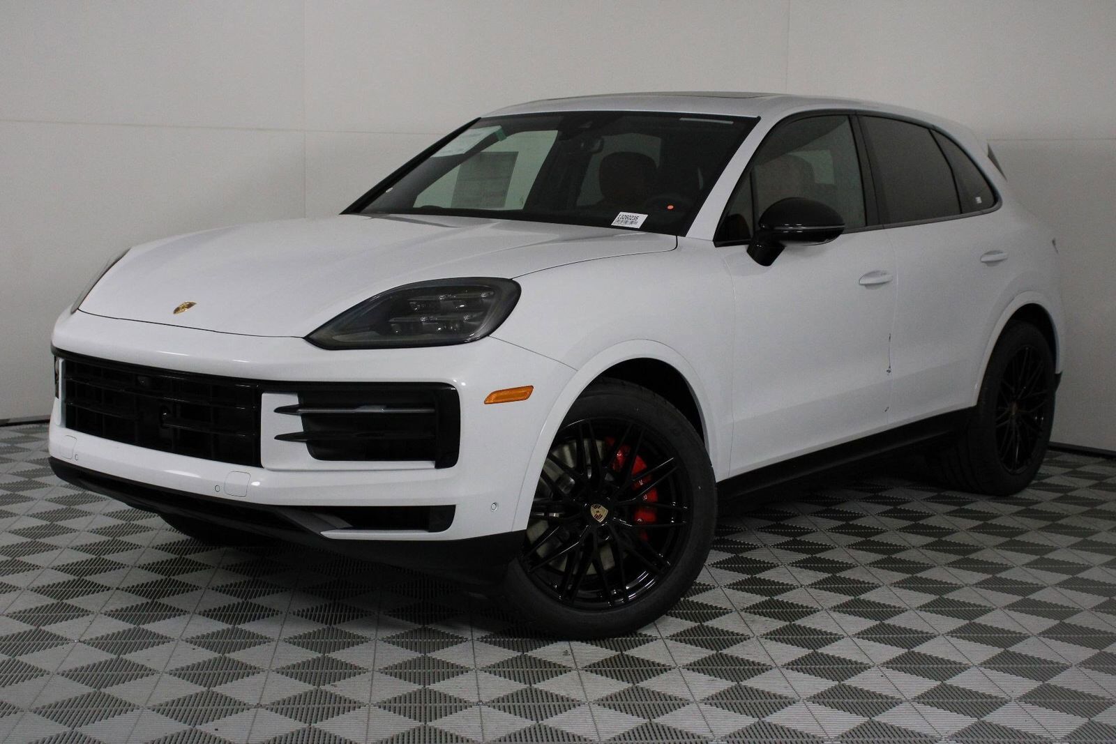 2026 PORSCHE Cayenne