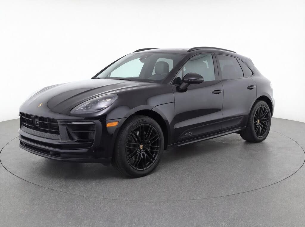 2024 PORSCHE Macan