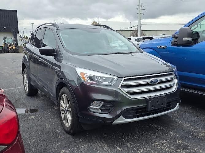 2017 FORD Escape