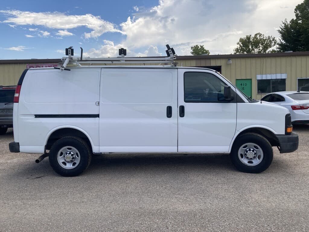 2012 CHEVROLET Express