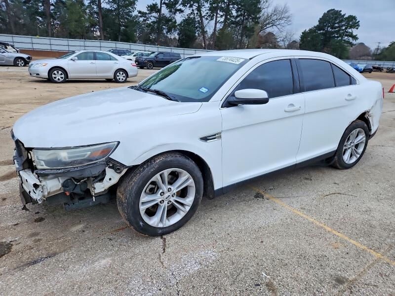 2015 FORD Taurus