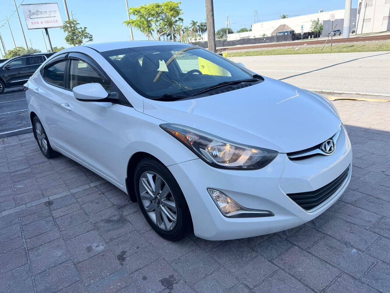 2015 HYUNDAI Elantra