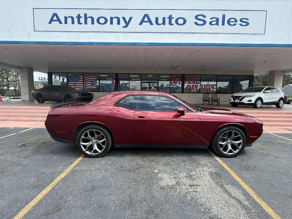2017 DODGE Challenger
