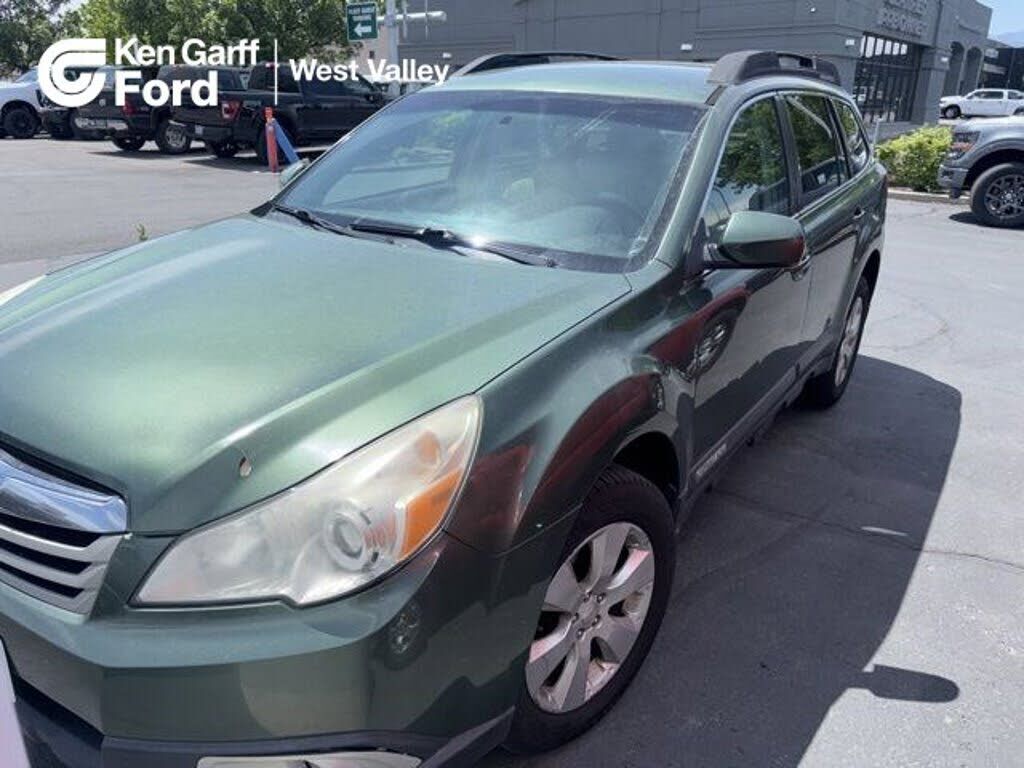 2011 SUBARU Outback