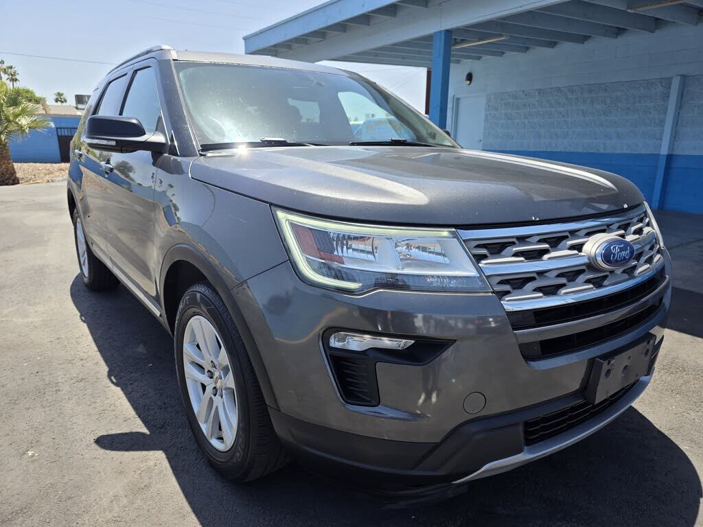2018 FORD Explorer