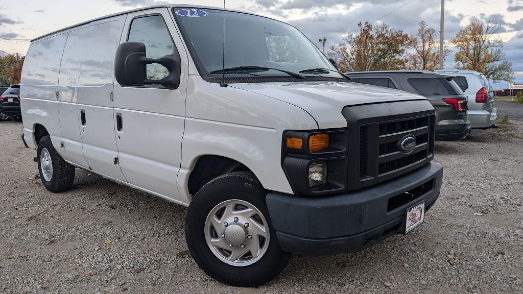 2012 FORD E-250