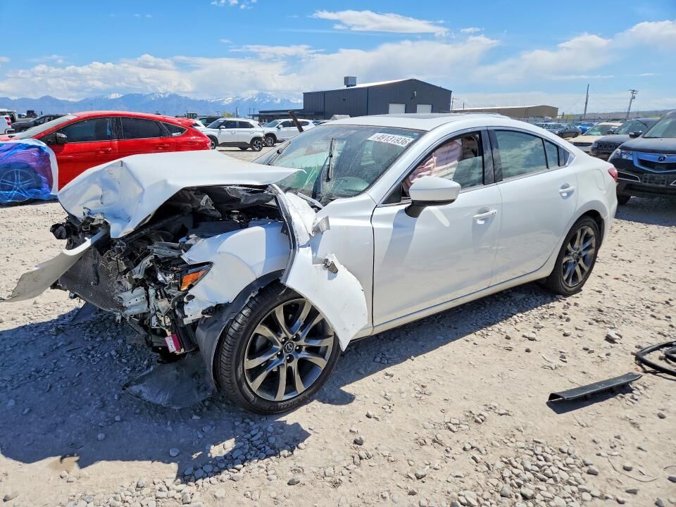2017 MAZDA Mazda6
