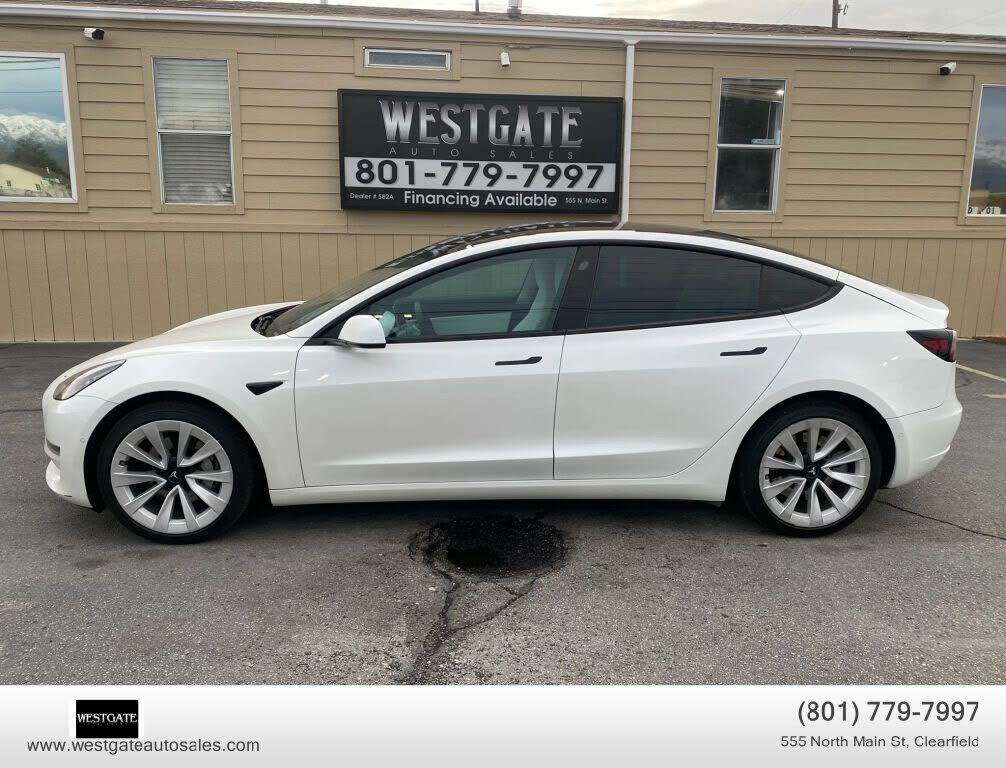 2021 TESLA Model 3