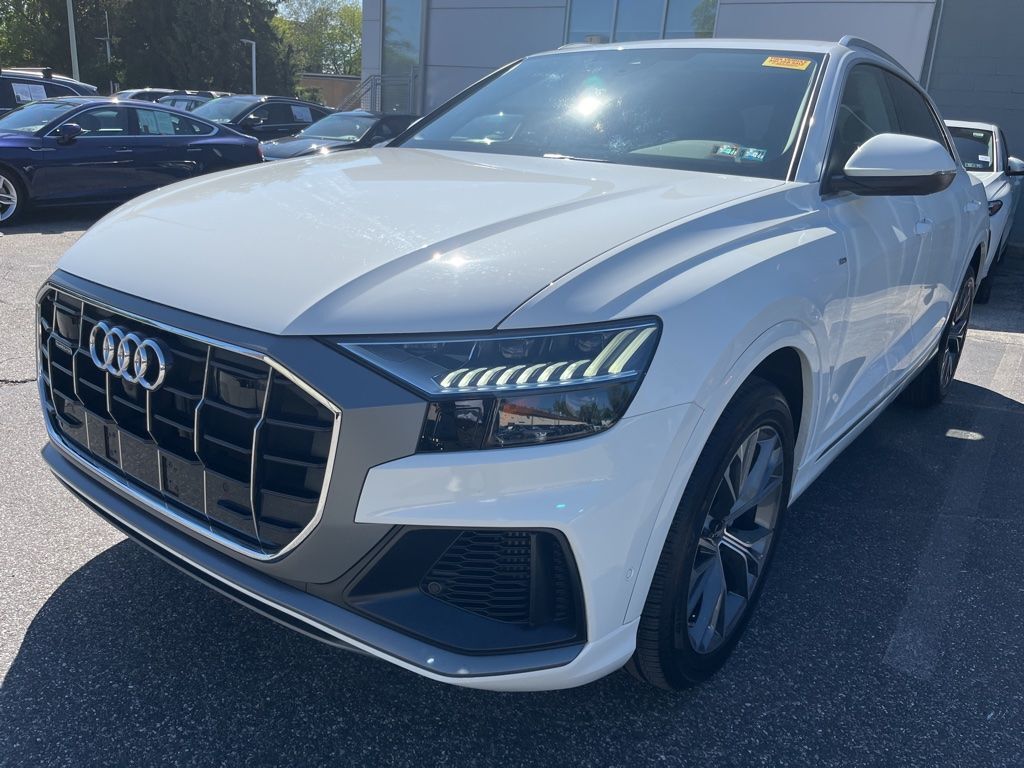 2023 AUDI Q8
