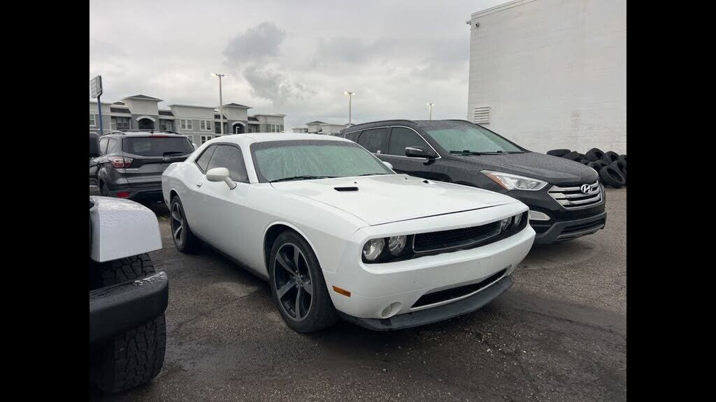 2014 DODGE Challenger