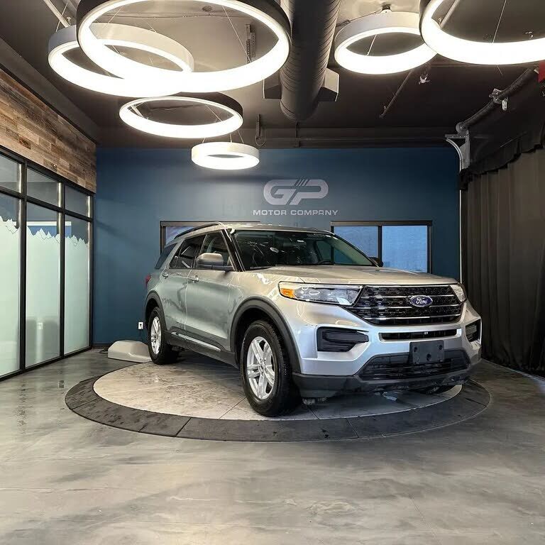 2021 FORD Explorer