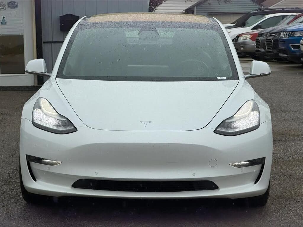 2018 TESLA Model 3