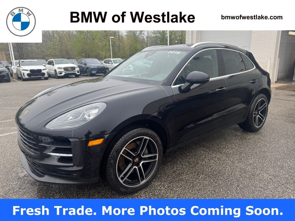 2019 PORSCHE Macan