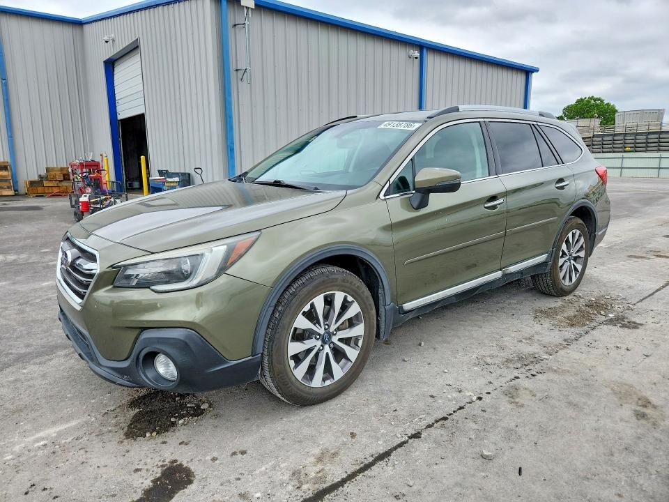 2018 SUBARU Outback