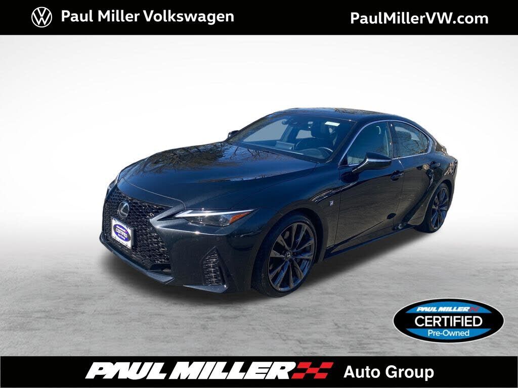2023 LEXUS IS