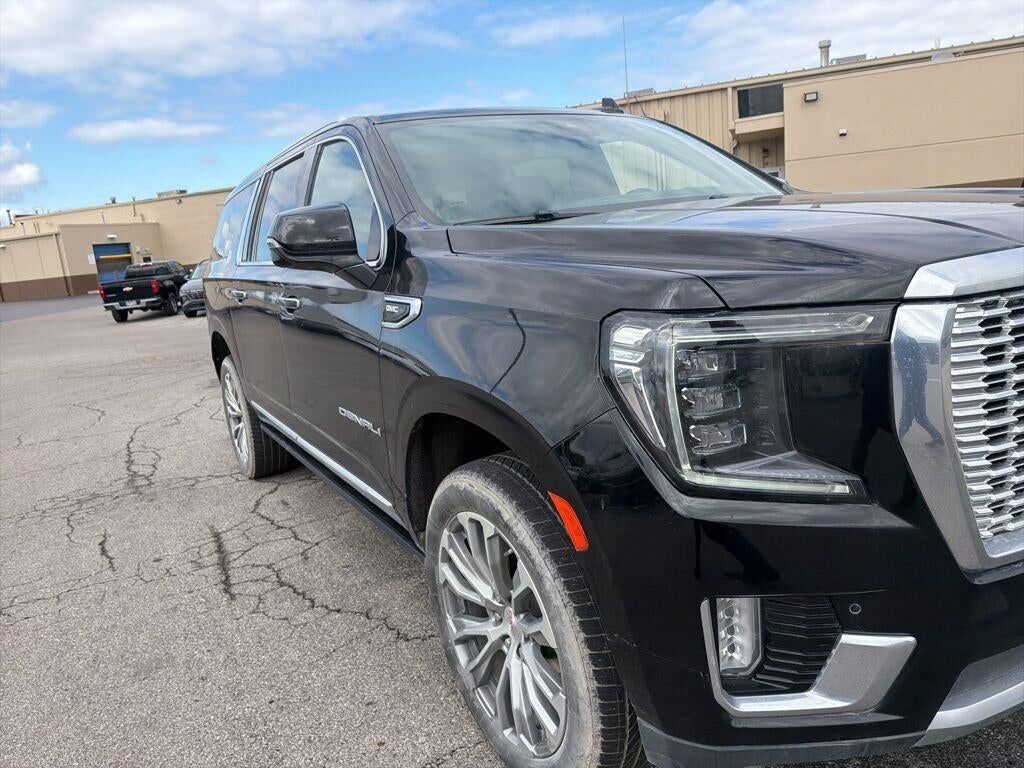 2023 GMC Yukon XL