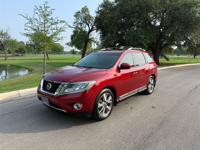 2015 NISSAN Pathfinder